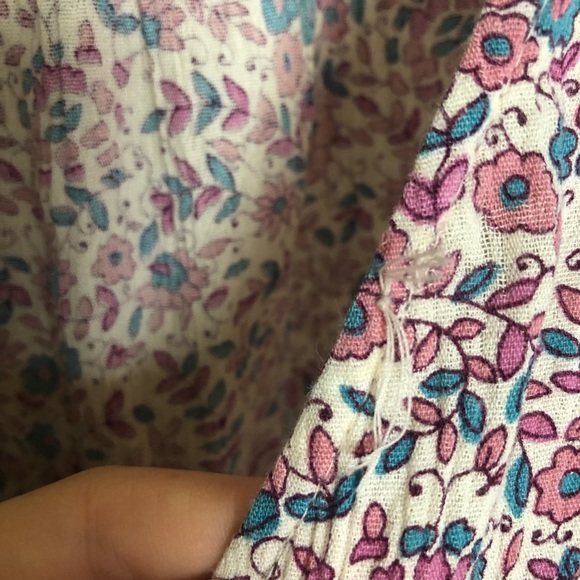 Pink Floral V-Neck Romper, S || American Eagle - Picture 6 of 6